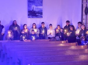 Community gathers to show support for Preston High students injured in crash